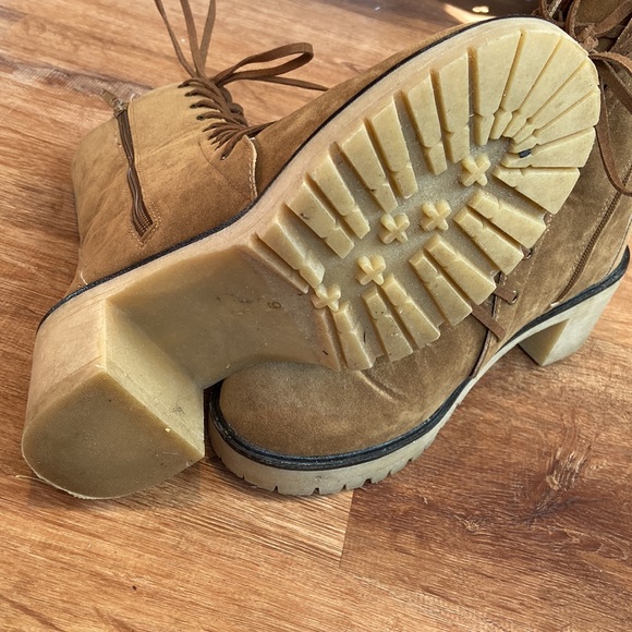 Oasis Society Jamie Vegan Suede Tan Lace Up Hiking Boots - Picture 5 of 9